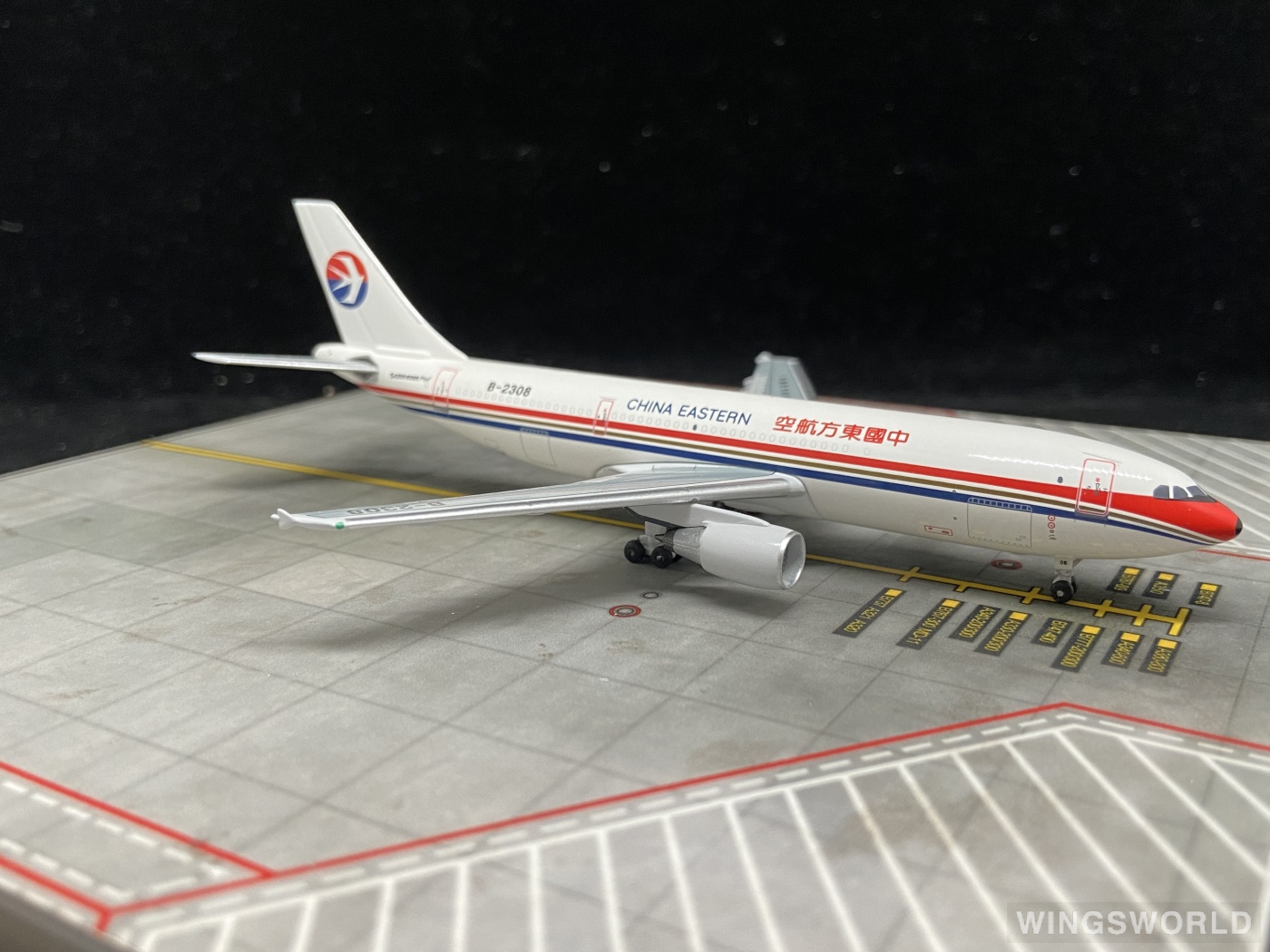 AeroClassics 1:400 AC90305 China Eastern 中国东方航空 Airbus A300-600 B-2308