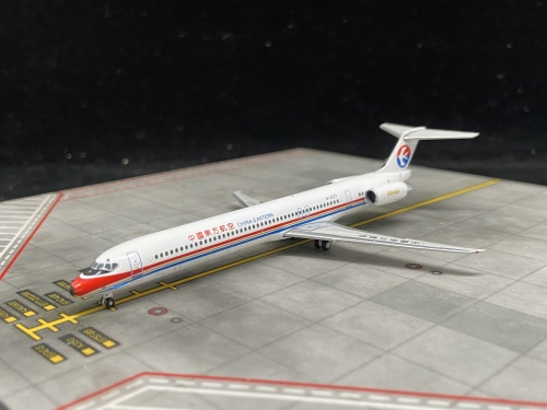 Geminijets 1:400 McDonnell Douglas MD-82 China Eastern 中国