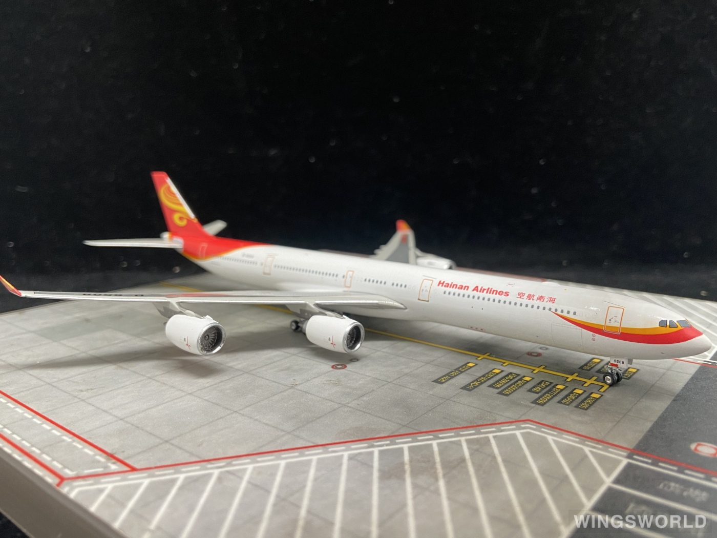 Phoenix 1:400 PH10525A Hainan Airlines 海南航空 Airbus A340-600 B-6508
