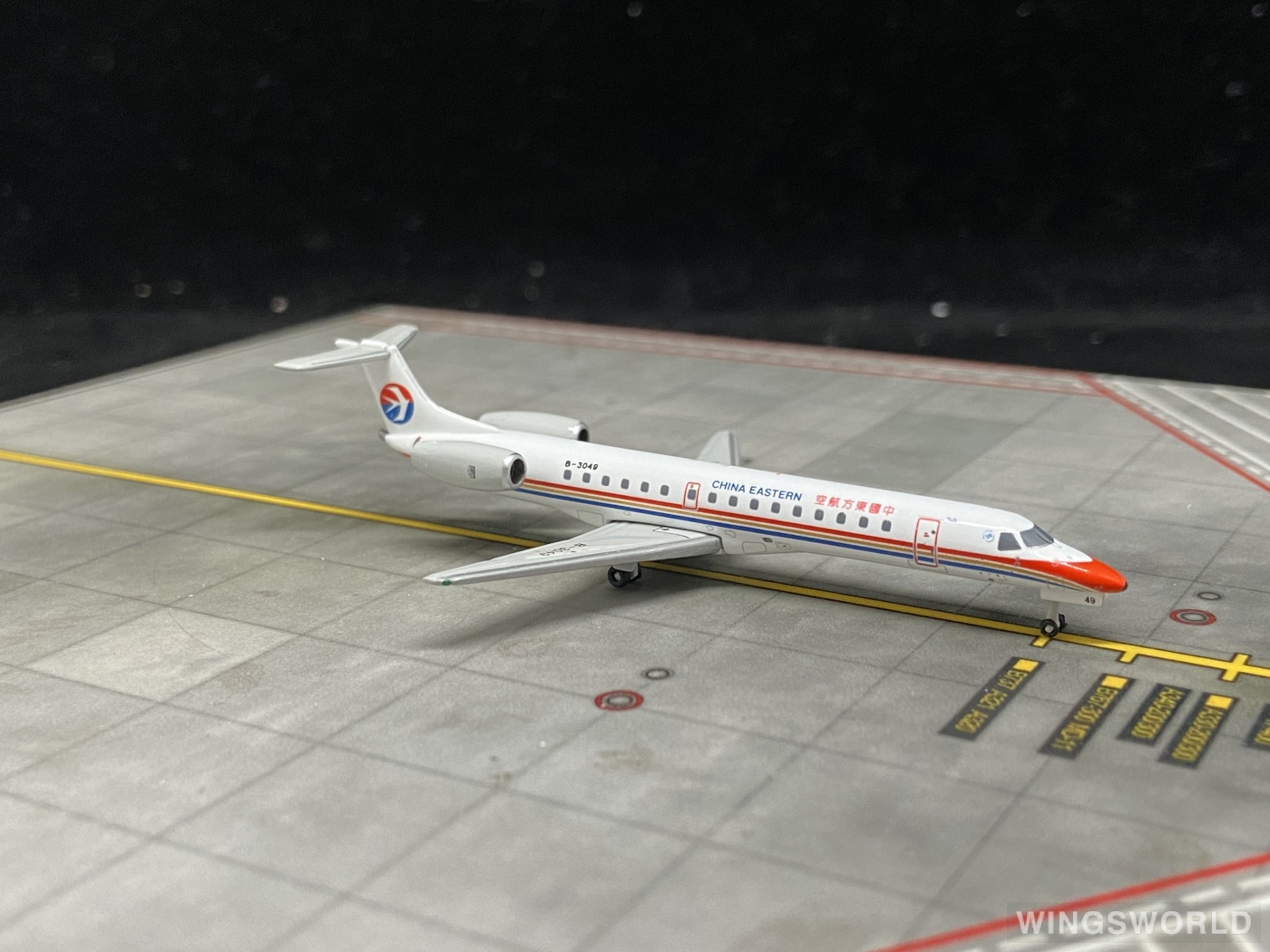 JC Wings 1:400 DB20144005 China Eastern 中国东方航空 Embraer ERJ-145 B-3049