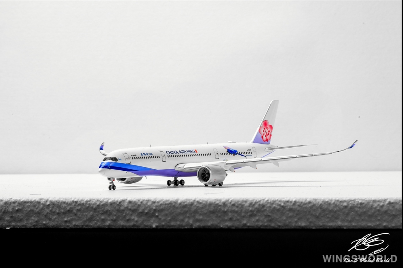 JC Wings 1:400 XX4728A China Airlines 中华航空 Airbus A350-900 B-18908