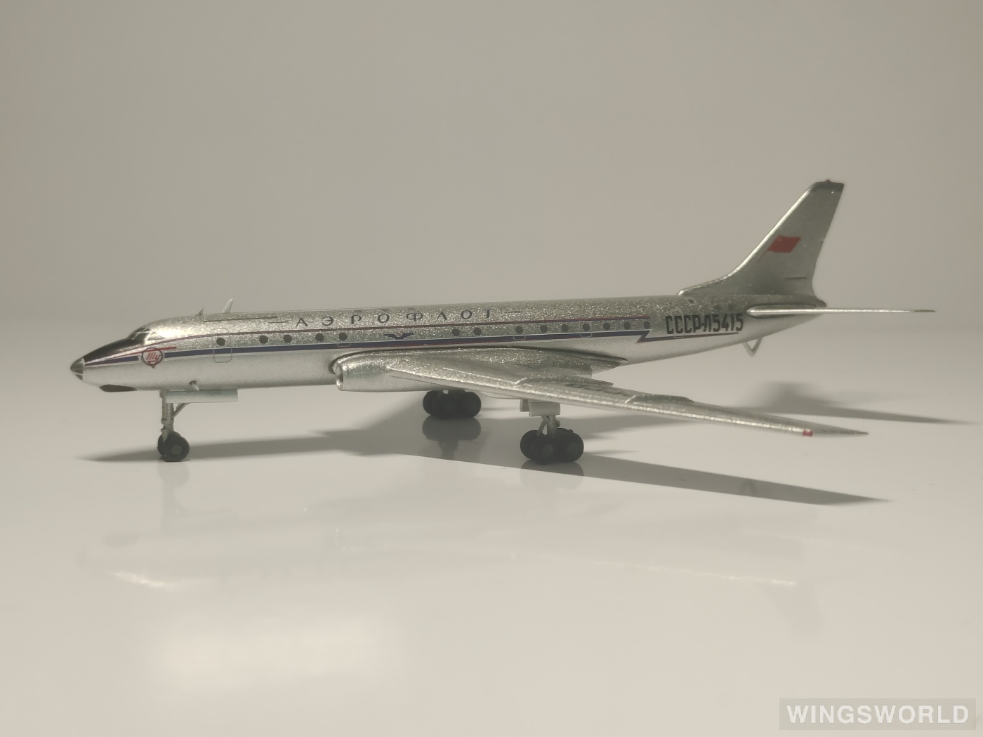 Retro models 1:400 RETRO4003 Aeroflot 俄罗斯航空 Tupolev Tu-104 CCCP-L5415