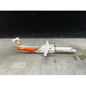 Philippine Airlines 菲律宾航空 Bombardier Dash 8-400 RP-C3033  GJGAP1215 Geminijets 1:400
