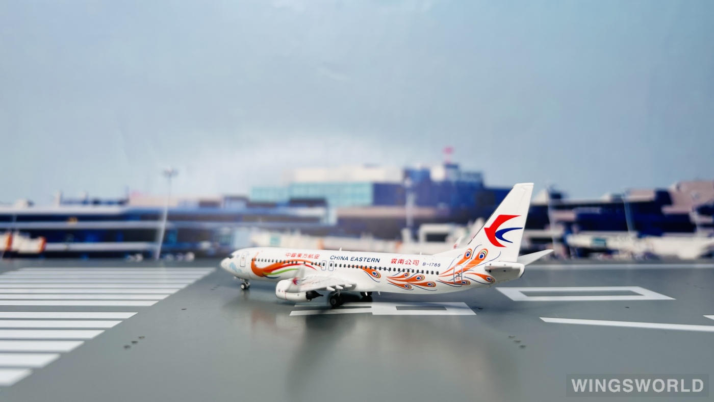 Pandamodel 1:400 73801 China Eastern 中国东方航空 Boeing 737-800 B-1788