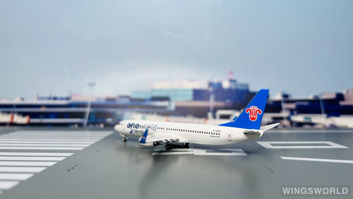 Pandamodel 1:400 73802 China Southern 中国南方航空 Boeing 737-800 B-206A