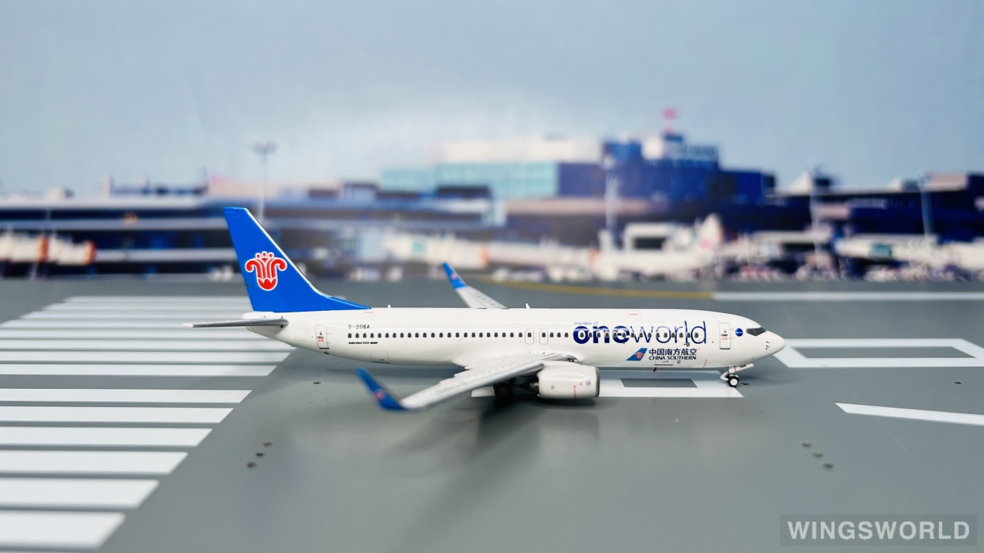 Pandamodel 1:400 73802 China Southern 中国南方航空 Boeing 737-800 B-206A