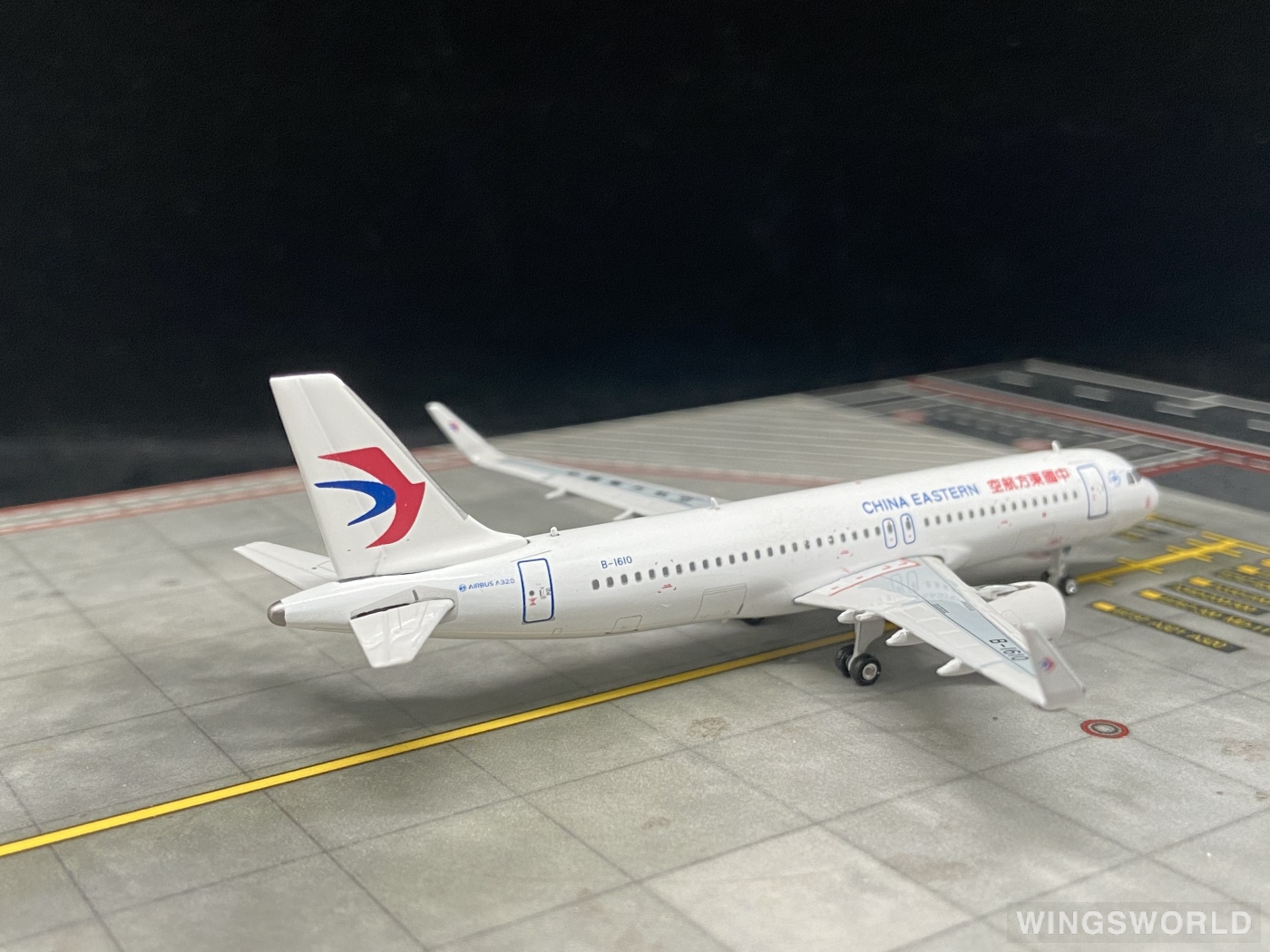 Phoenix 1:400 PH11076 China Eastern 中国东方航空 Airbus A320 B-1610