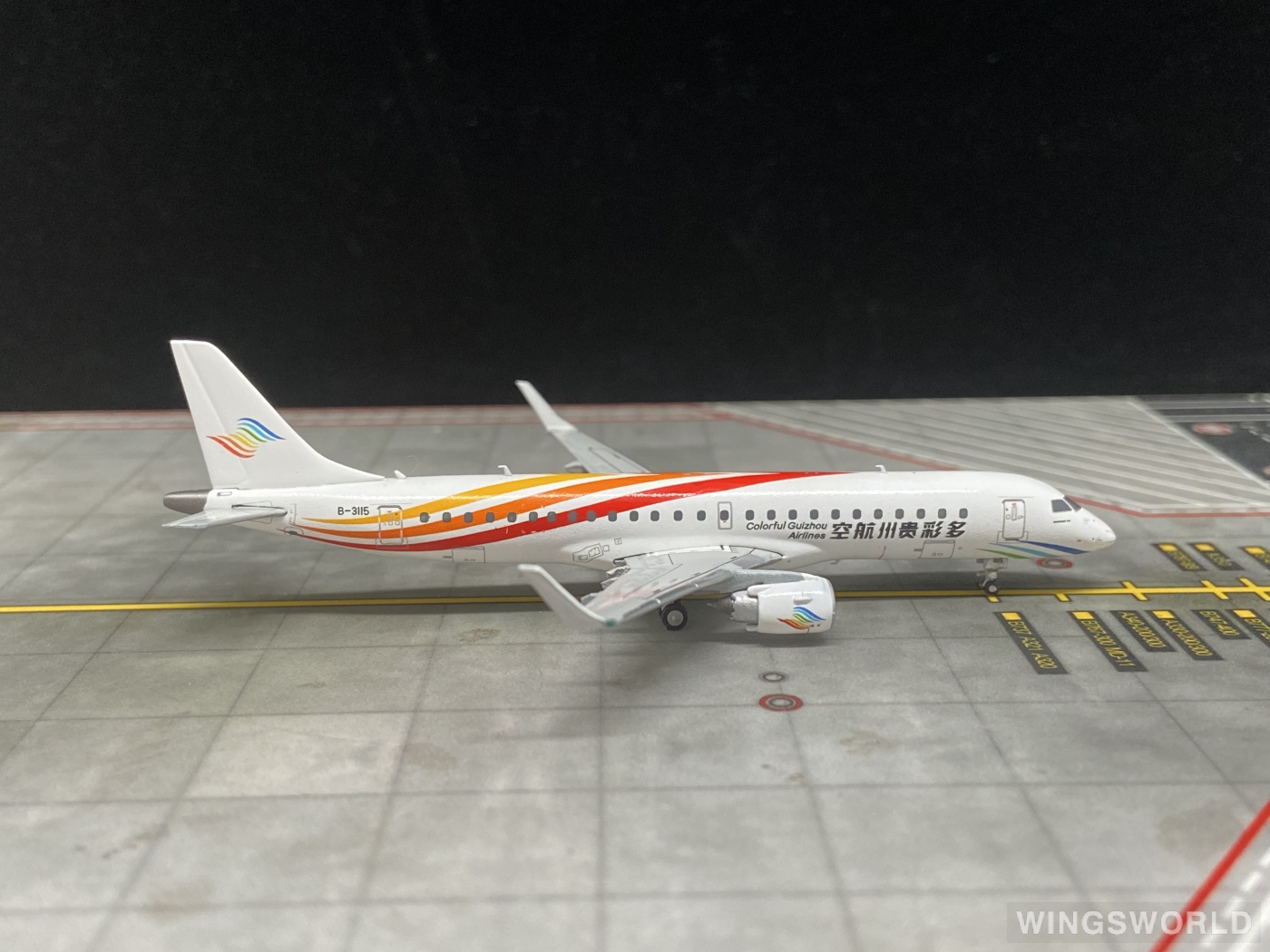 JC Wings 1:400 XX4675 Colorful Guizhou Airlines 多彩贵州航空 Embraer ERJ-190 B-3115