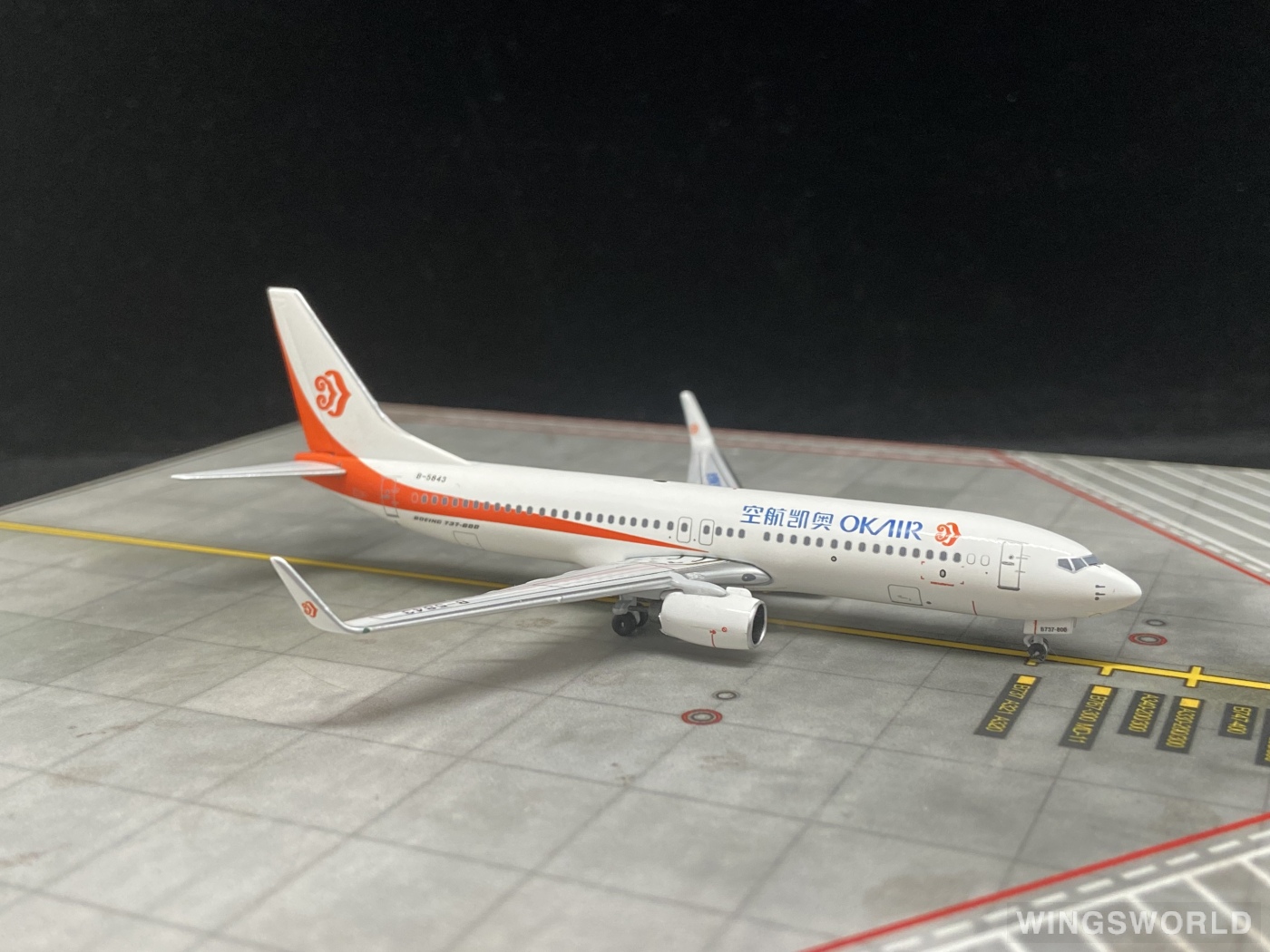 Skywings 1:400 037 Okay Airways 奥凯航空 Boeing 737-800 B-5843