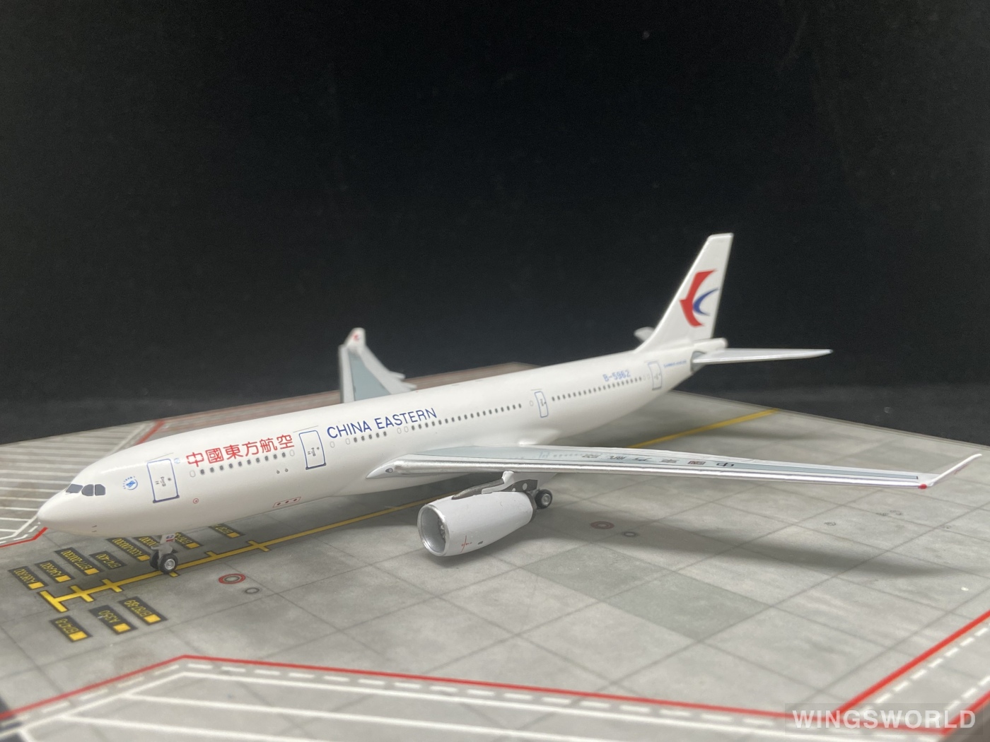 AeroClassics 1:400 AC4B5962 China Eastern 中国东方航空 Airbus A330-200 B-5962