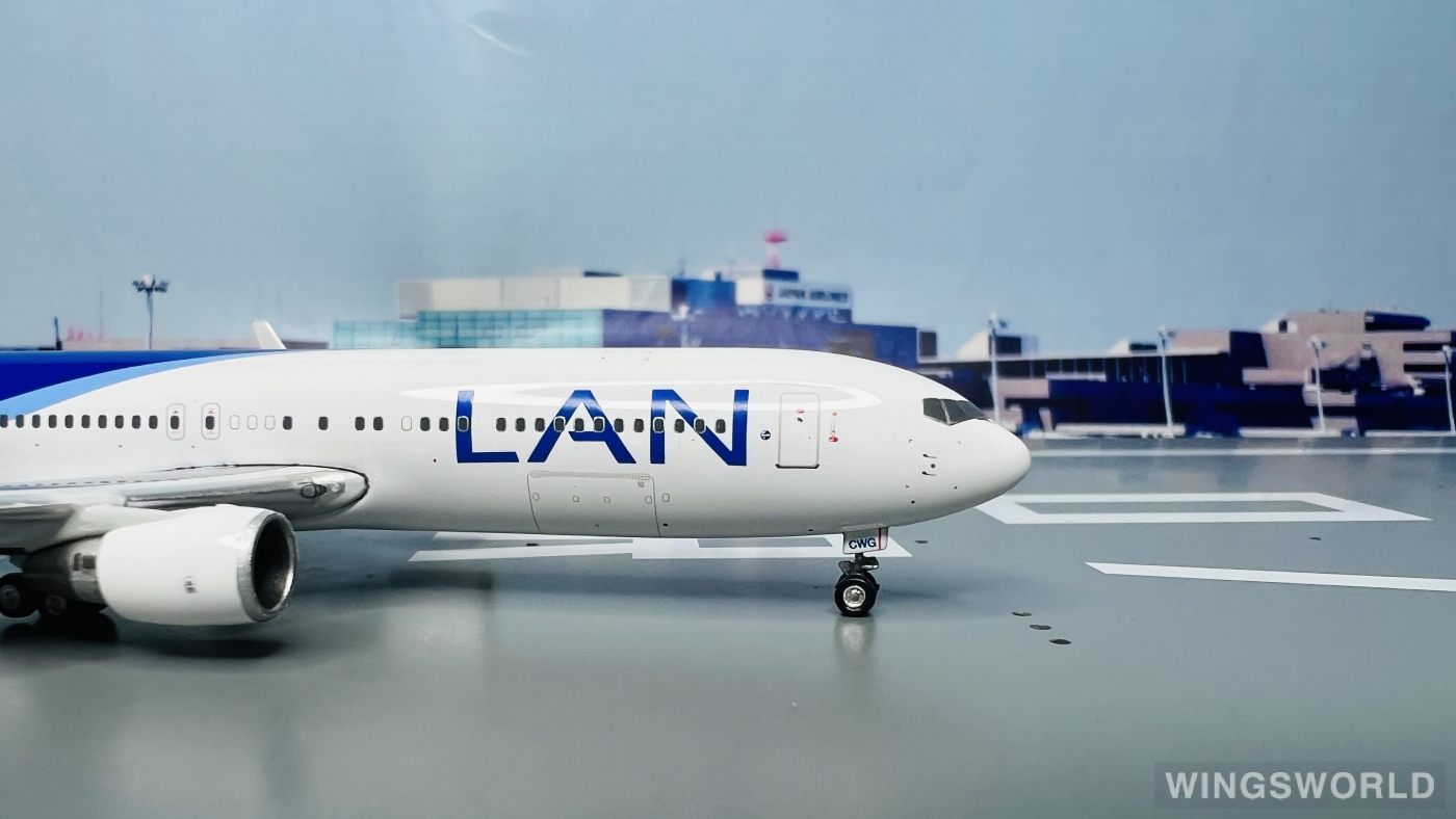 Phoenix 1:400 PH10397 LAN Airlines 智利航空 Boeing 767-300 CC-CWG