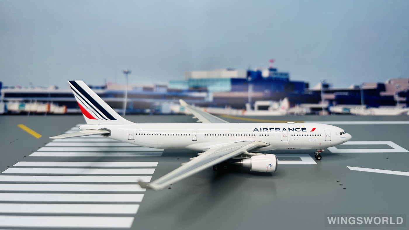 Phoenix 1:400 PH10433 Air France 法国航空 Airbus A330-200 F-GZCL