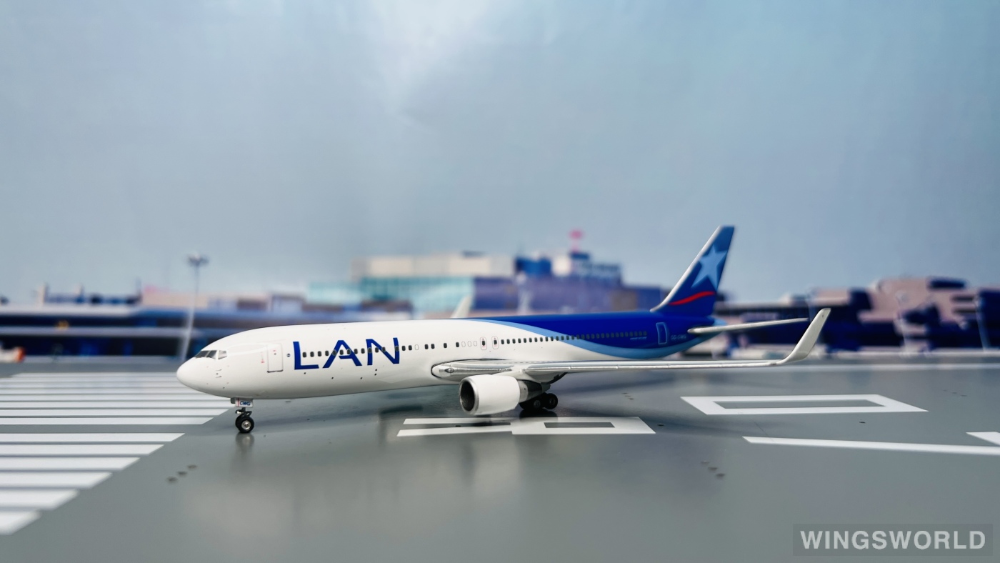 Phoenix 1:400 PH10397 LAN Airlines 智利航空 Boeing 767-300 CC-CWG