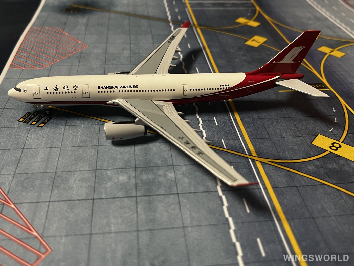 AeroClassics 1:400 AC4B6546 Shanghai Airlines 上海航空 Airbus A330-200 B-6546