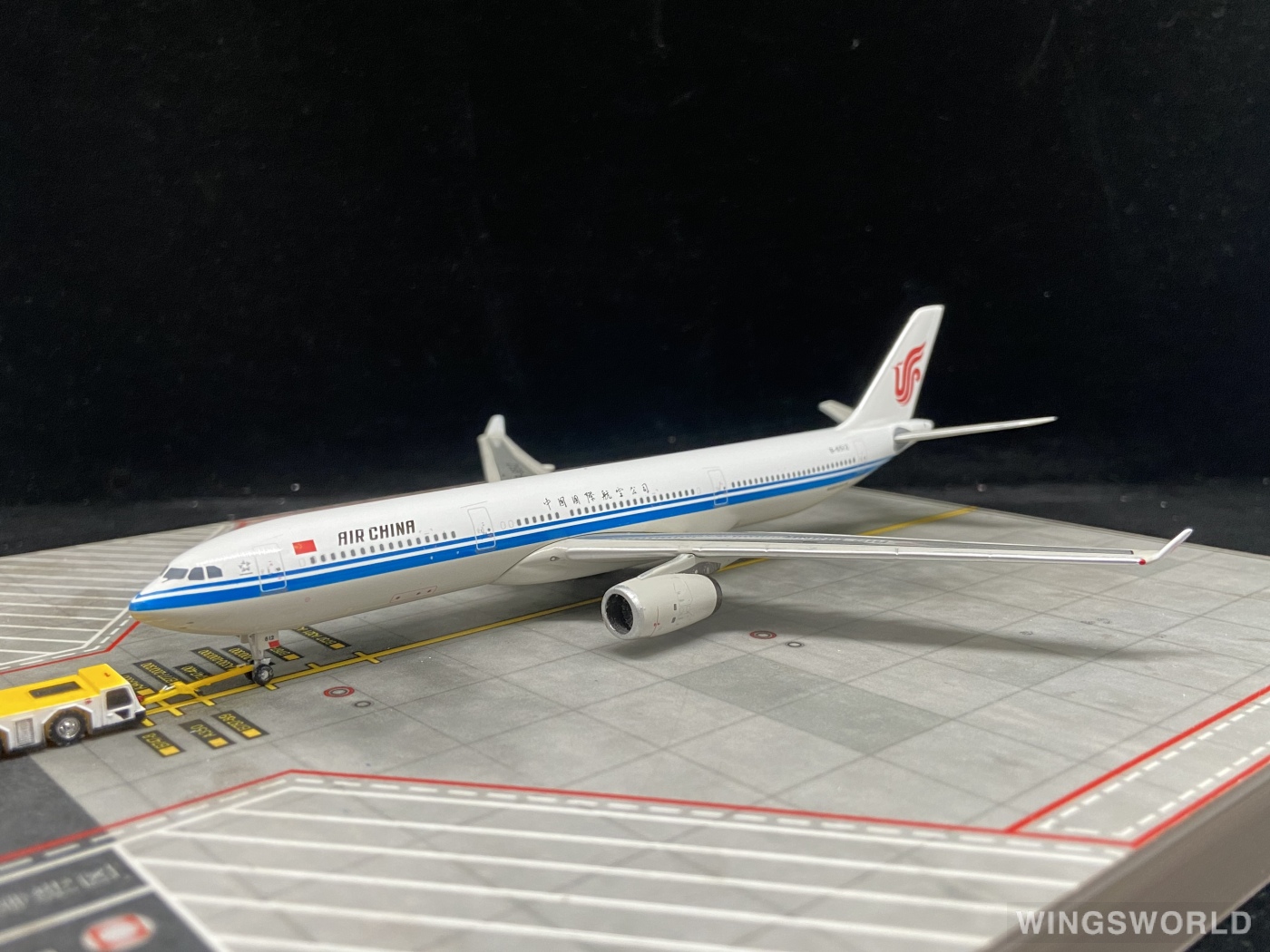 Phoenix 1:400 PH10410 Air China 中国国际航空 Airbus A330-300 B-6512