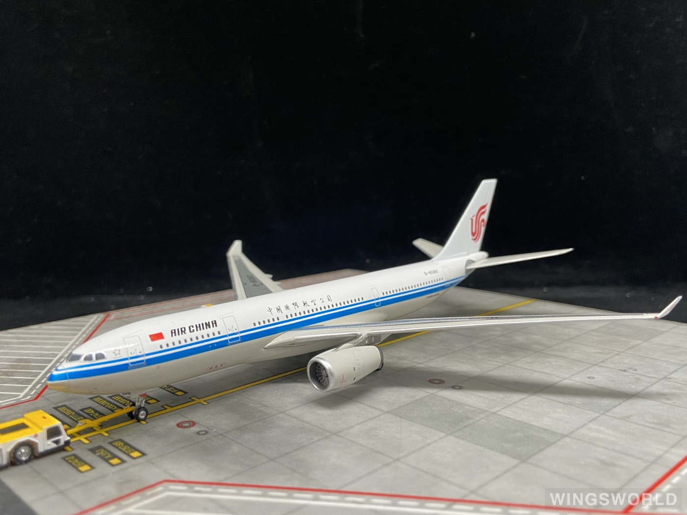 Phoenix 1:400 PH10438 Air China 中国国际航空 Airbus A330-200 B-6080