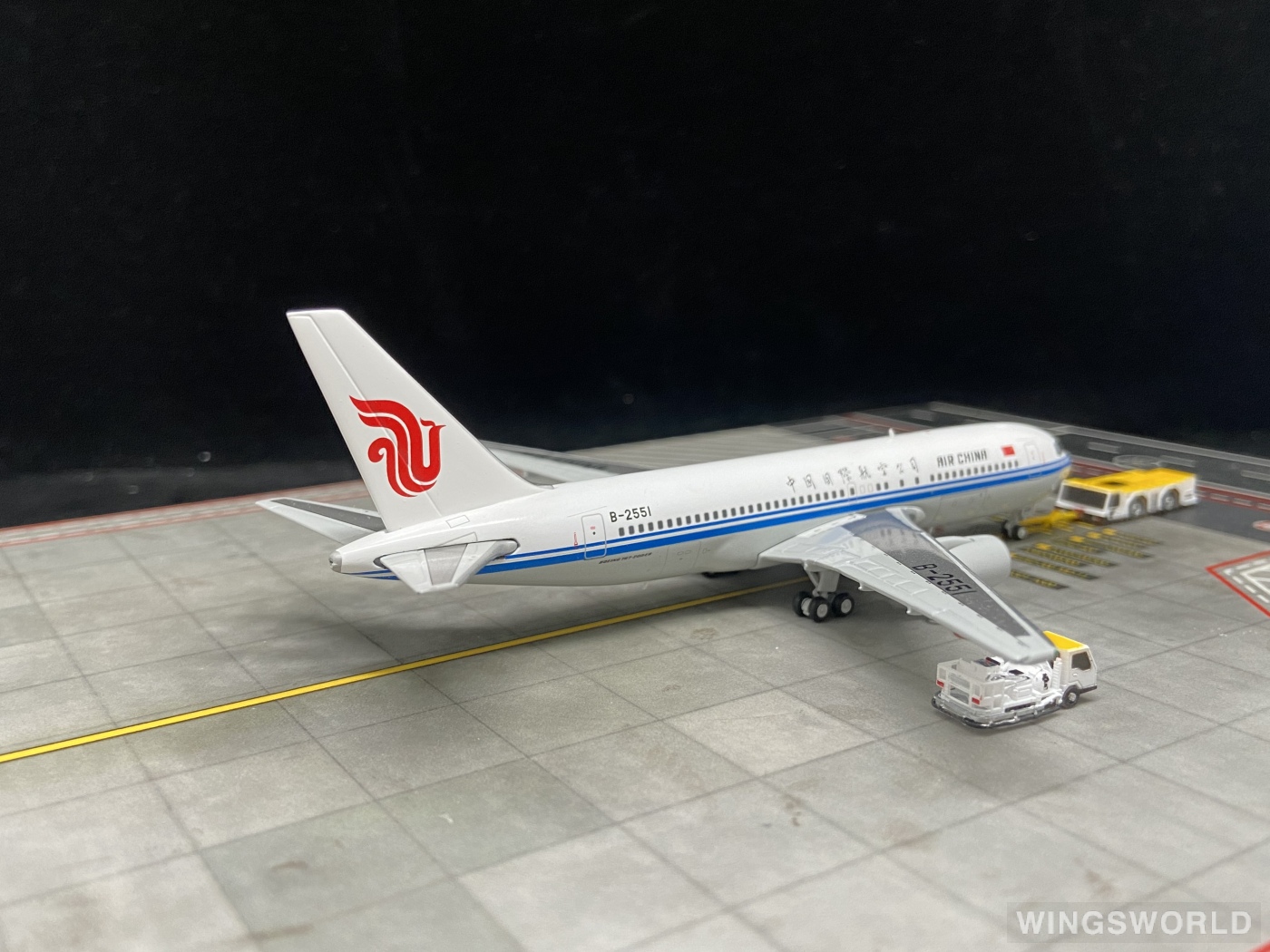 Skywings 1:400 SKY-PM-011 Air China 中国国际航空 Boeing 767-200 B-2551