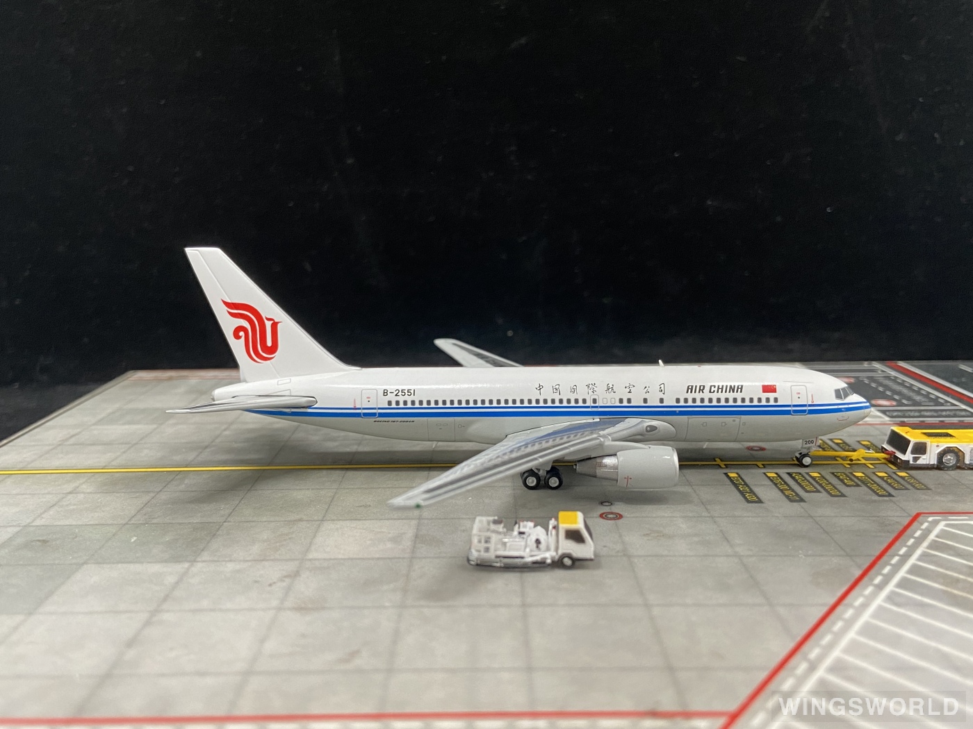 Skywings 1:400 SKY-PM-011 Air China 中国国际航空 Boeing 767-200 B-2551