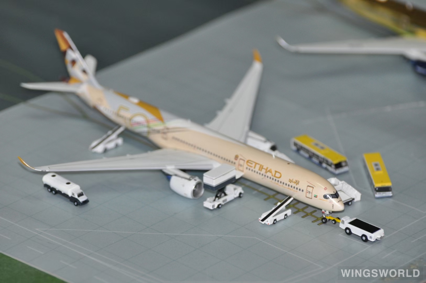 Aviation400 1:400 AV4145 Etihad Airways 阿提哈德航空 Airbus A350-1000 A6-XWB