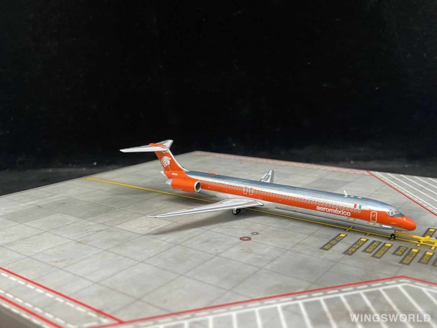 Geminijets 1:400 GJAMX1165 Aeroméxico 墨西哥国际航空 McDonnell Douglas MD-82 N1003X