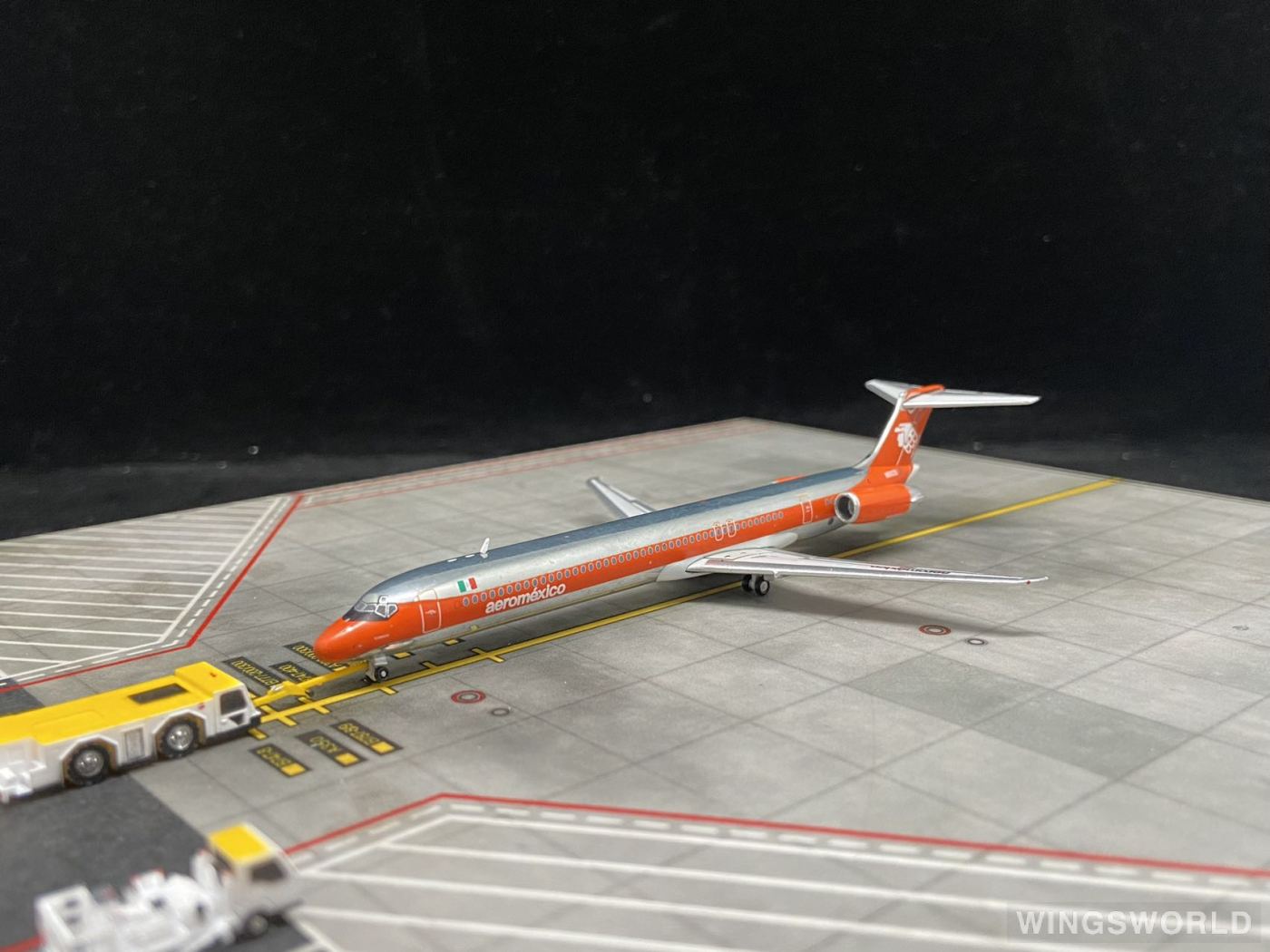 Geminijets 1:400 GJAMX1165 Aeroméxico 墨西哥国际航空 McDonnell Douglas MD-82 N1003X