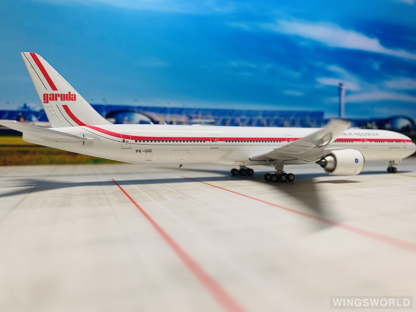 Phoenix 1:400 PH11646 Garuda Indonesia 印度尼西亚鹰航 Boeing 777-300ER PK-GIG