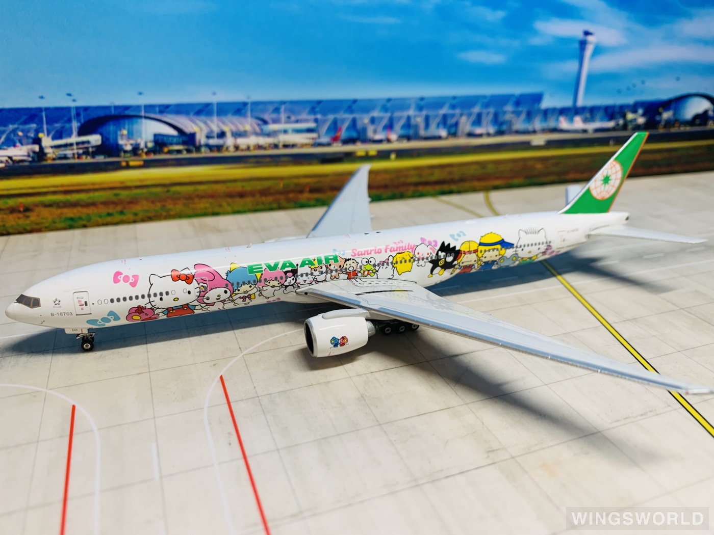 Phoenix 1:400 PH04037 EVA Air 长荣航空 Boeing 777-300ER B-16703