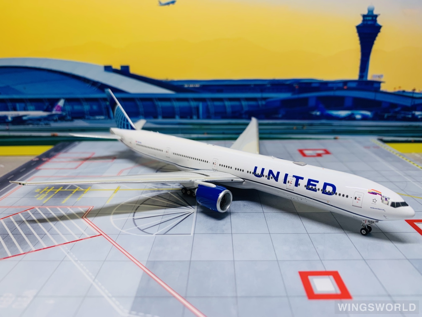 Phoenix 1:400 PH04550 United Airlines 美国联合航空 Boeing 777-300ER N2749U