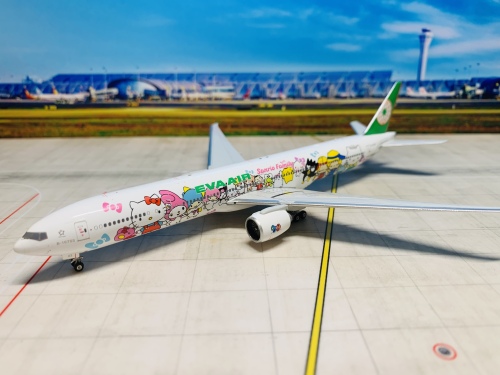 PH04037 EVA Air 长荣航空Boeing 777-300ER B-16703 Hello Kitty