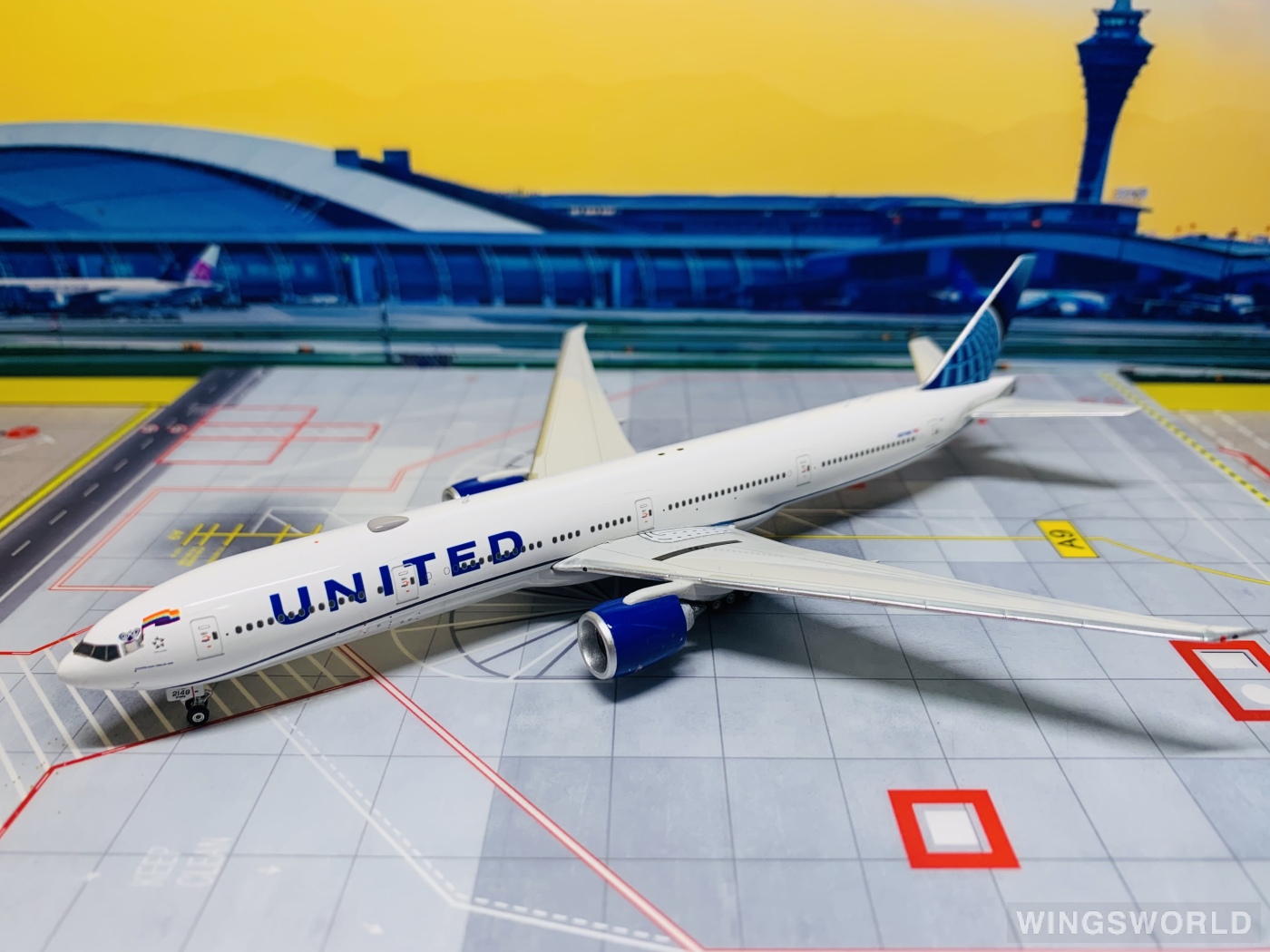 Phoenix 1:400 PH04550 United Airlines 美国联合航空 Boeing 777-300ER N2749U