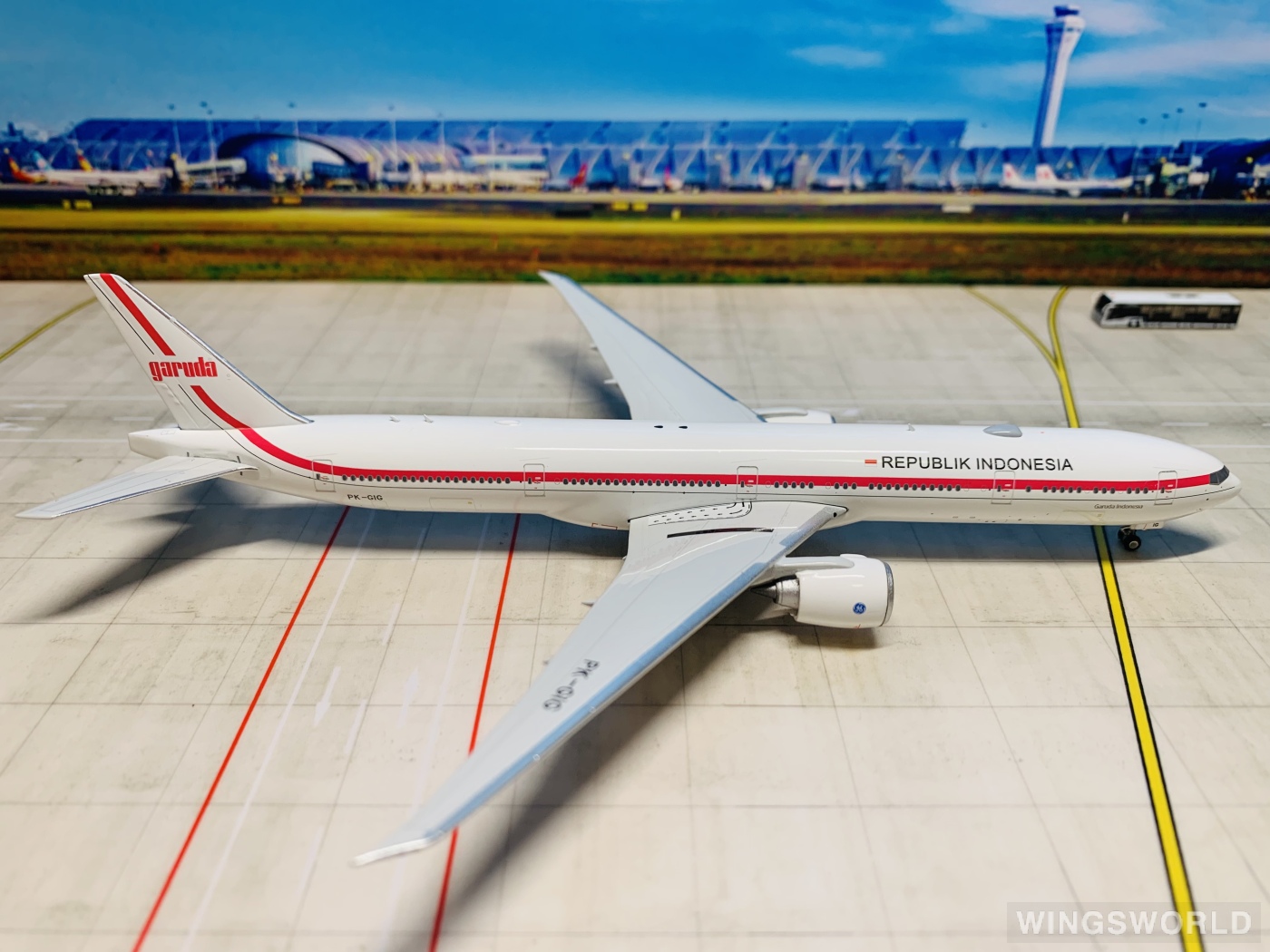 Phoenix 1:400 PH11646 Garuda Indonesia 印度尼西亚鹰航 Boeing 777-300ER PK-GIG