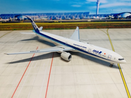 Phoenix 1:400 Boeing 777-300ER ANA 全日空PH04327 JA798A 图片和二手 Phoenix 1:400 Boeing 777-300ER ANA 全日空PH04327 JA798A 图片和二手