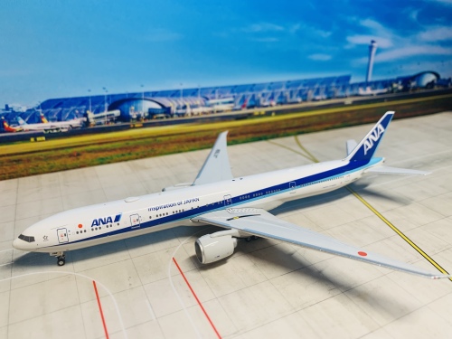 Phoenix 1:400 Boeing 777-300ER ANA 全日空PH04327 JA798A 图片和二手 