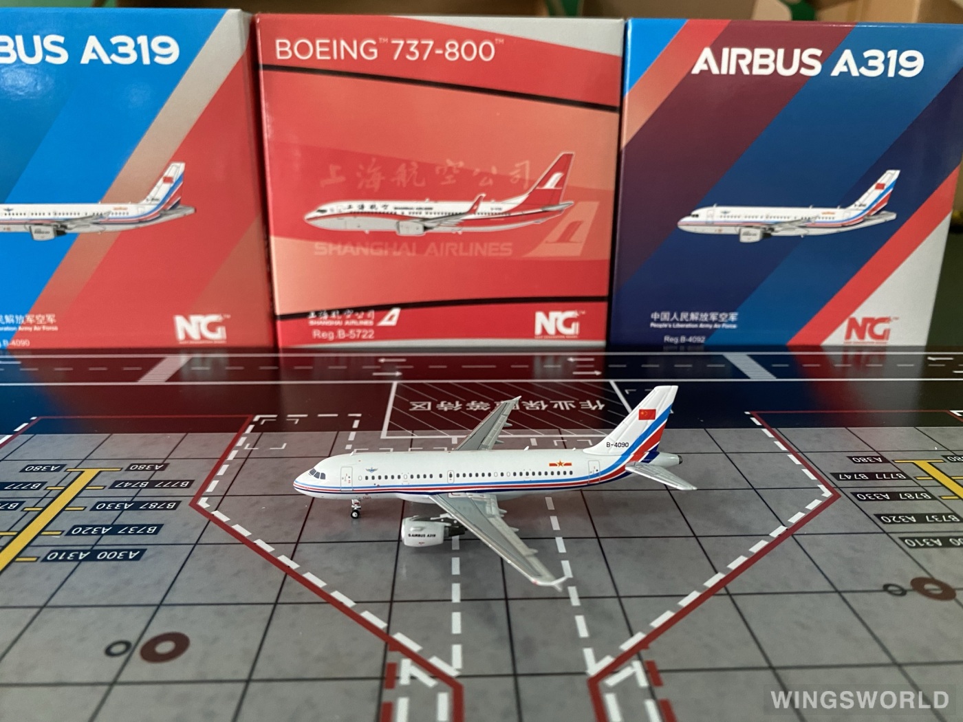 NGmodels 1:400 NG49019 PLAAF 中国空军 Airbus A319 B-4090