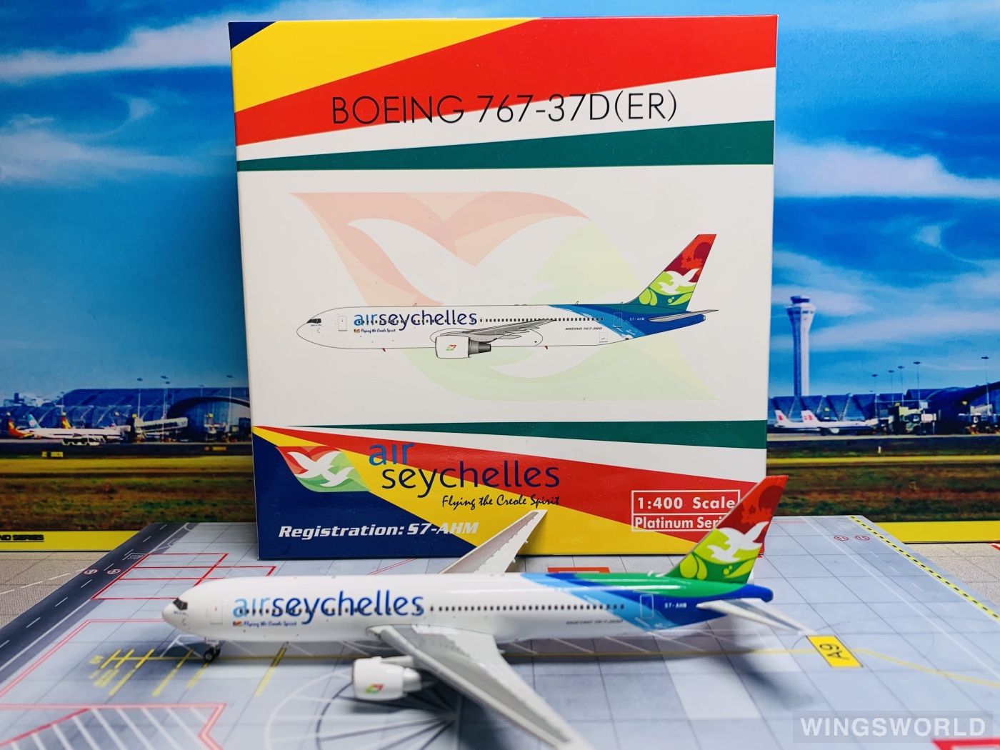 Phoenix 1:400 PH11817 Air Seychelles 塞舌尔航空 Boeing 767-300ER S7-AHM