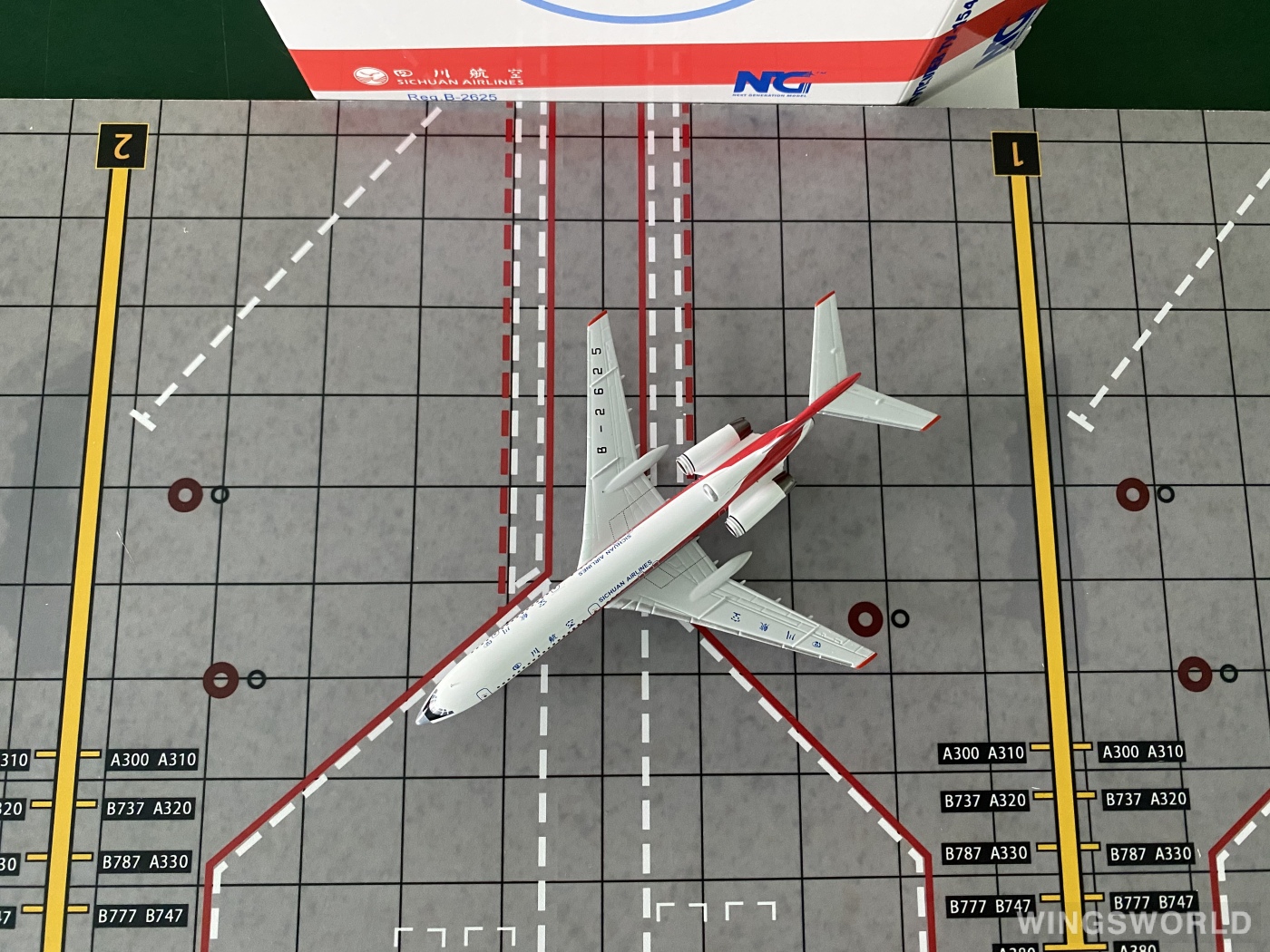 NGmodels 1:400 NG54007 Sichuan Airlines 四川航空 Tupolev Tu-154 B-2625