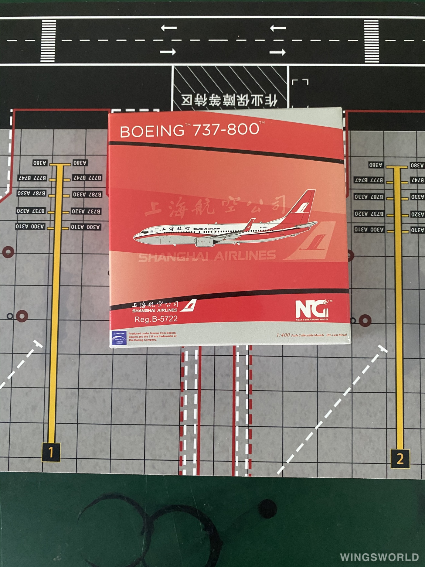 NGmodels 1:400 NG58180 Shanghai Airlines 上海航空 Boeing 737-800 B-5722