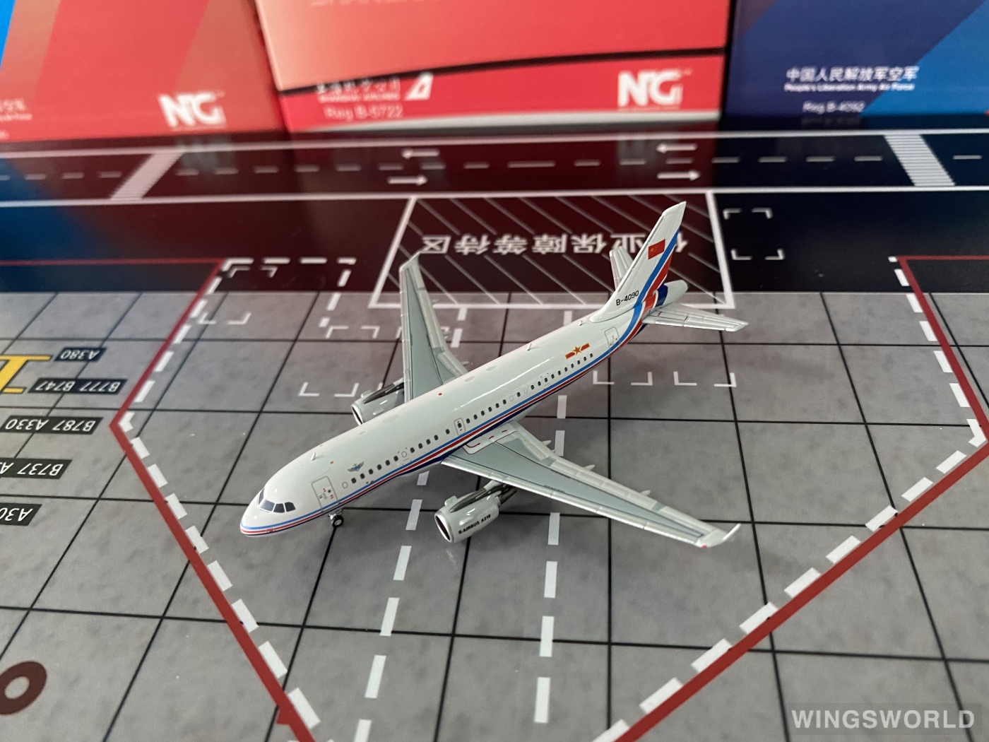 NGmodels 1:400 NG49019 PLAAF 中国空军 Airbus A319 B-4090