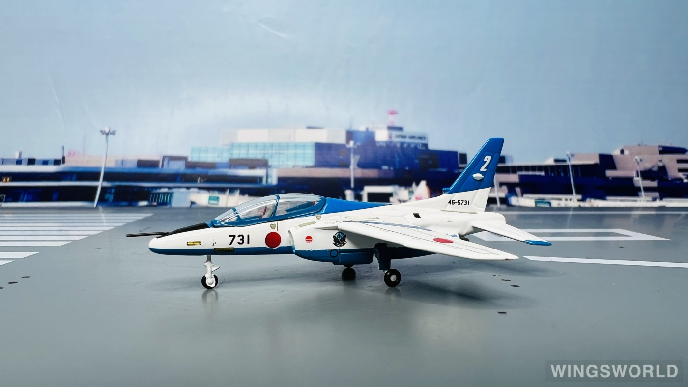 Gulliver 1:200 WA22015 JASDF 日本航空自卫队 Kawasaki T-4 46-5731