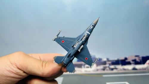 1:200 GULLIVER200　F-2A 6SQ 模型 Gulliver200 1/200 (ダイキャスト製) F-2A 第3航空団 (三沢基地