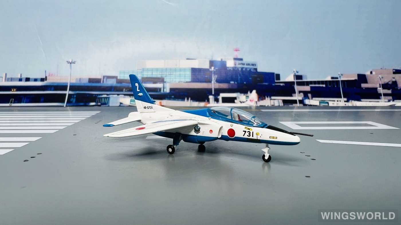 Gulliver 1:200 WA22015 JASDF 日本航空自卫队 Kawasaki T-4 46-5731