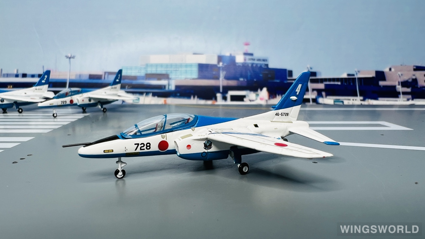 Gulliver 1:200 WA22017 JASDF 日本航空自卫队 Kawasaki T-4 46-5728