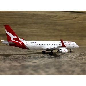 QantasLink 澳洲连线航空 Embraer ERJ-190 VH-UZD  GJQFA2082 Geminijets 1:400