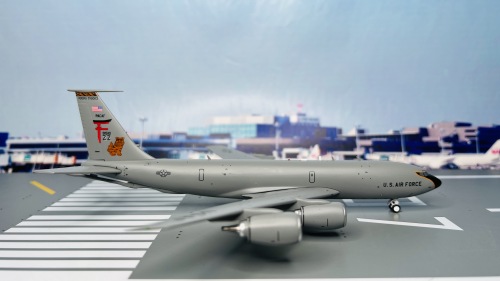 Inflight 1:200アメリカ空軍 空中給油機KC-135 59-1510 Amazon.co.jp: Inflight 1:200 完成品 for US AIR FORCE for