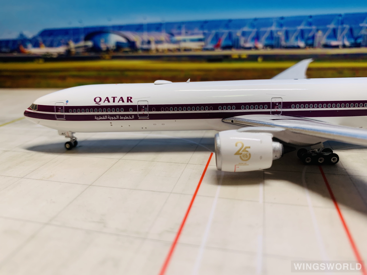 Phoenix 1:400 PH11739 Qatar 卡塔尔航空 Boeing 777-300ER A7-BAC