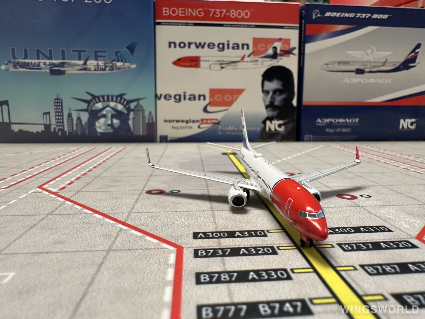NGmodels 1:400 NG58131 Norwegian Air Shuttle 挪威航空 Boeing 737-800 EI-FVX