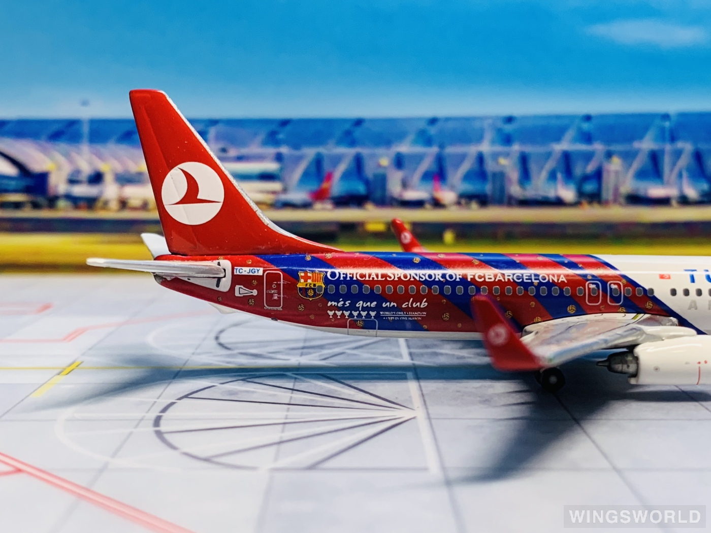 Phoenix 1:400 PH10415 Turkish Airlines 土耳其航空 Boeing 737-800 TC-JGY