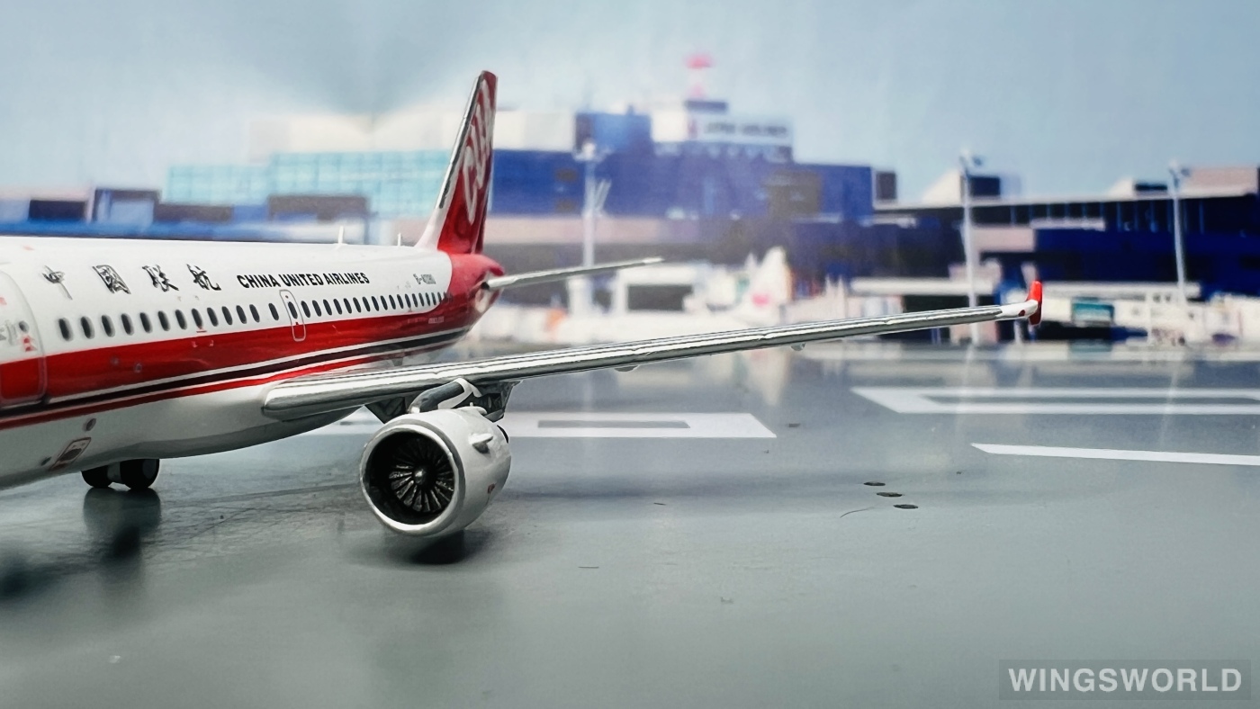 C Model 1:400 C0014 China United Airlines 中国联合航空 Airbus A319 B-4090