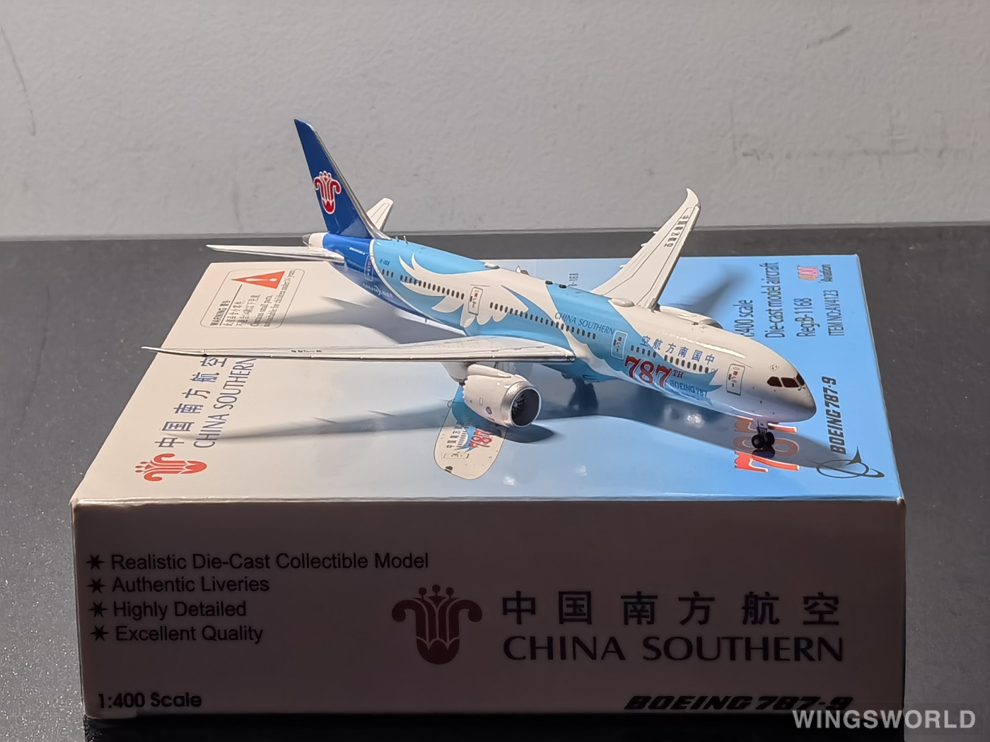 Aviation400 1:400 AV4123 China Southern 中国南方航空 Boeing 787-9 B-1168