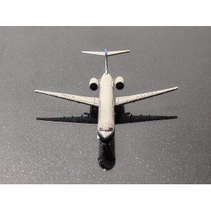 China Southern 中国南方航空 McDonnell Douglas MD-90 B-2252  JHB2252 JetHut 1:400